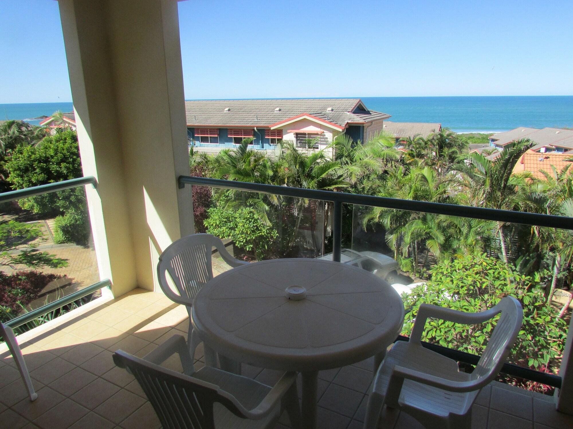 Aqualuna Beach Resort Sapphire Beach Ngoại thất bức ảnh