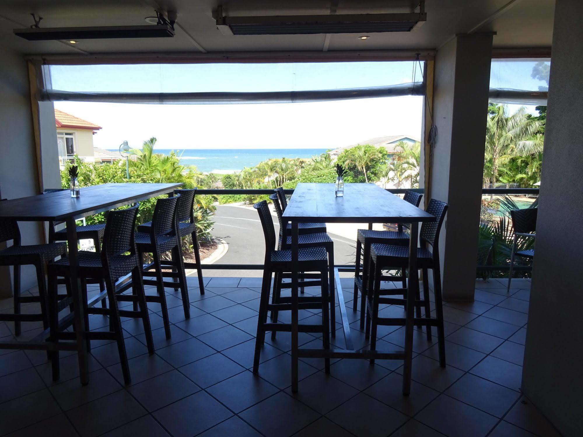 Aqualuna Beach Resort Sapphire Beach Ngoại thất bức ảnh